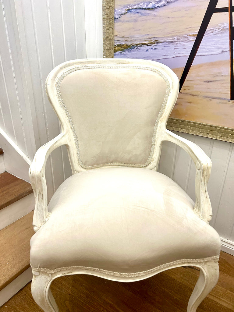 2 x Queen Anne French Provincial Style Armchairs