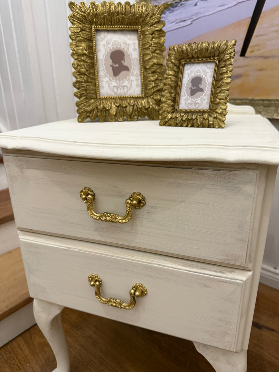 2 x Vintage Queen Anne French Provincial Style Bedside Tables