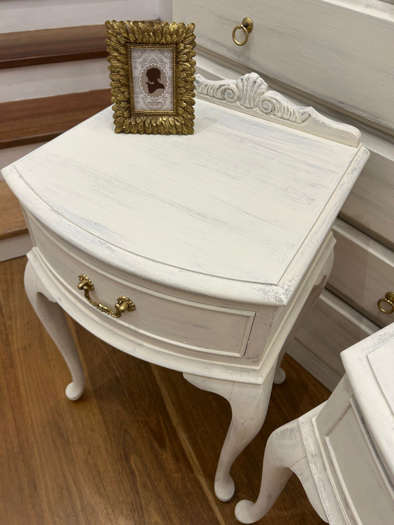 2 x Vintage Queen Anne Bedside Tables