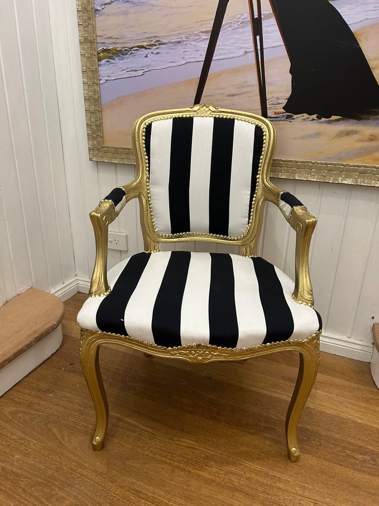 Vintage Queen Anne Armchair