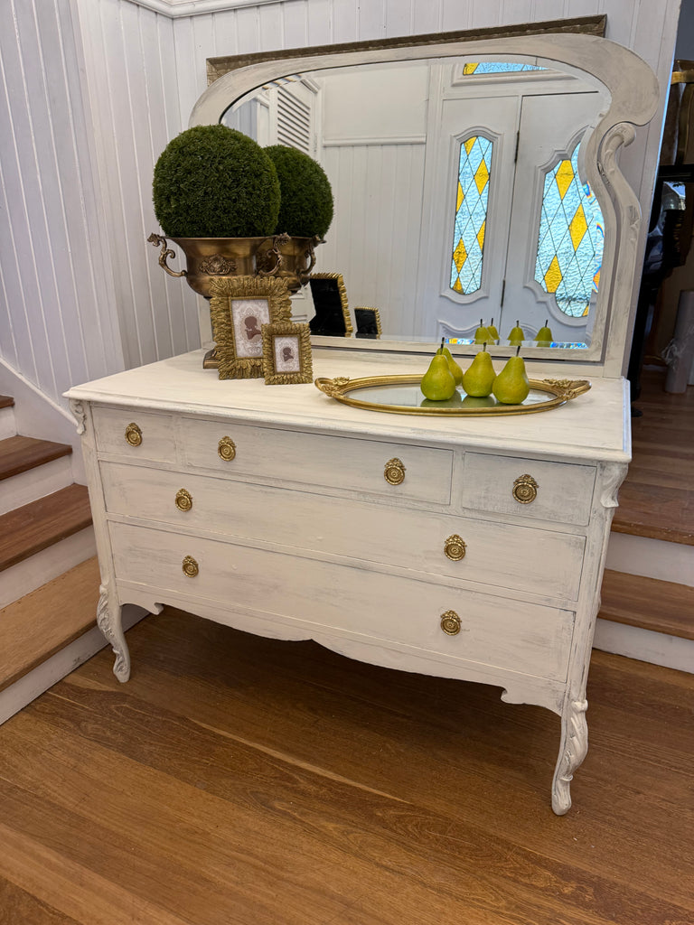 Antique French Provincial Style Dresser with mirror