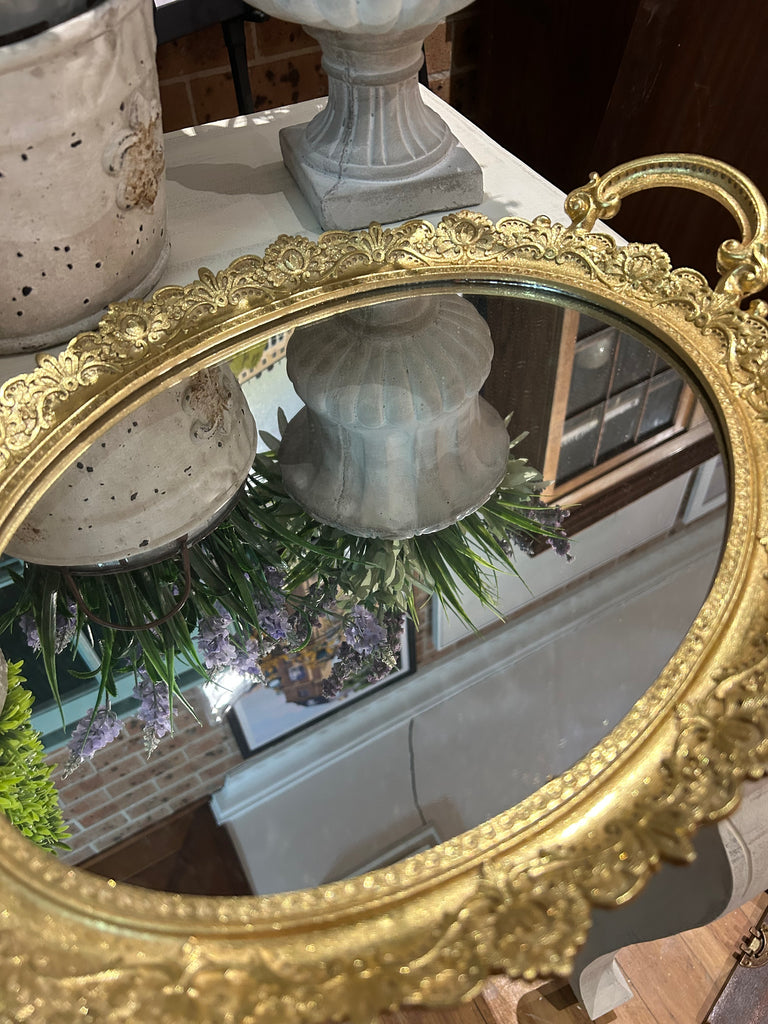Gold coloured mirrored tray
