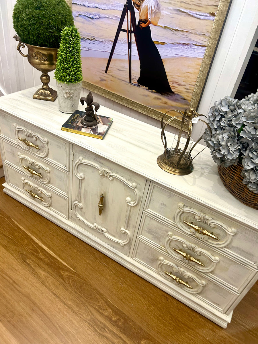 Vintage Dresser / TV unit