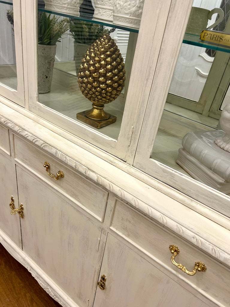 Vintage Buffer & Hutch