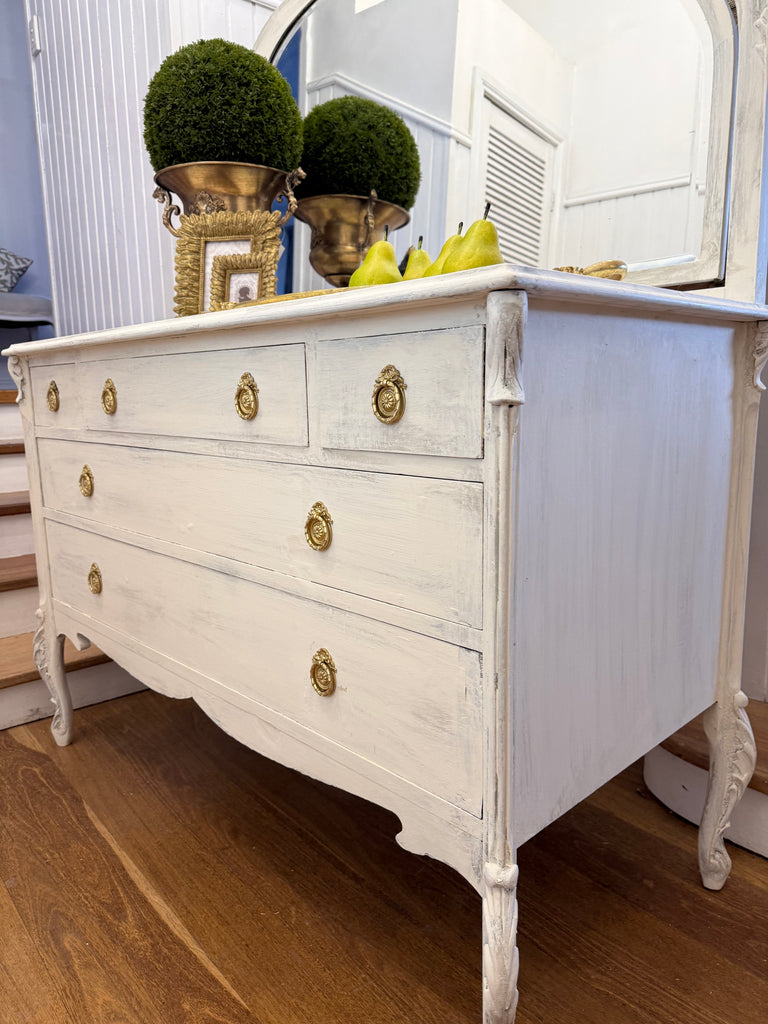 Antique French Provincial Style Dresser with mirror