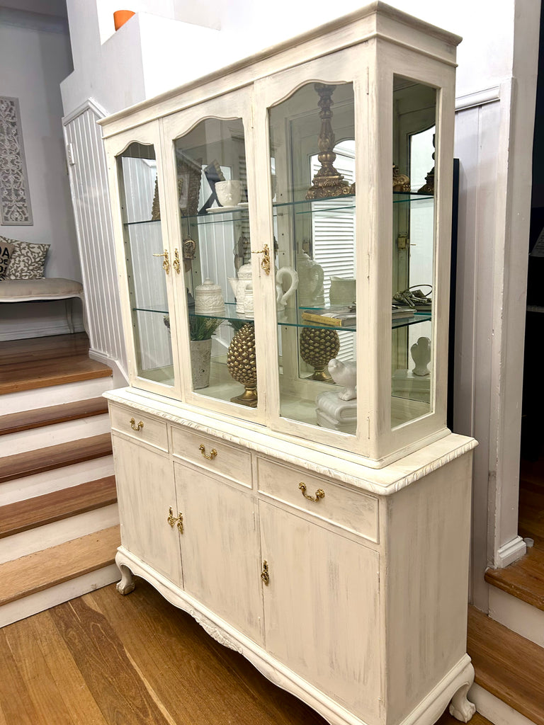 Vintage Buffer & Hutch