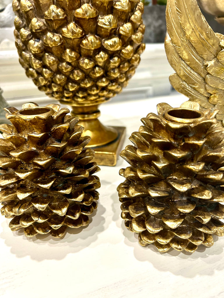 Single Pine Cone Candle holder