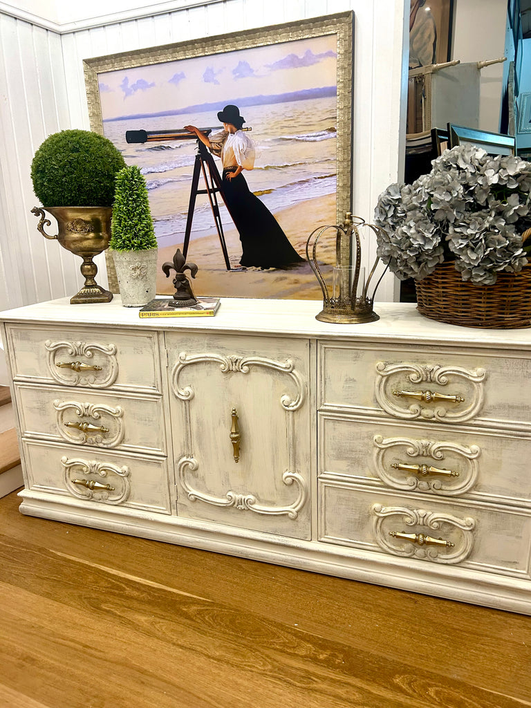 Vintage Dresser / TV unit