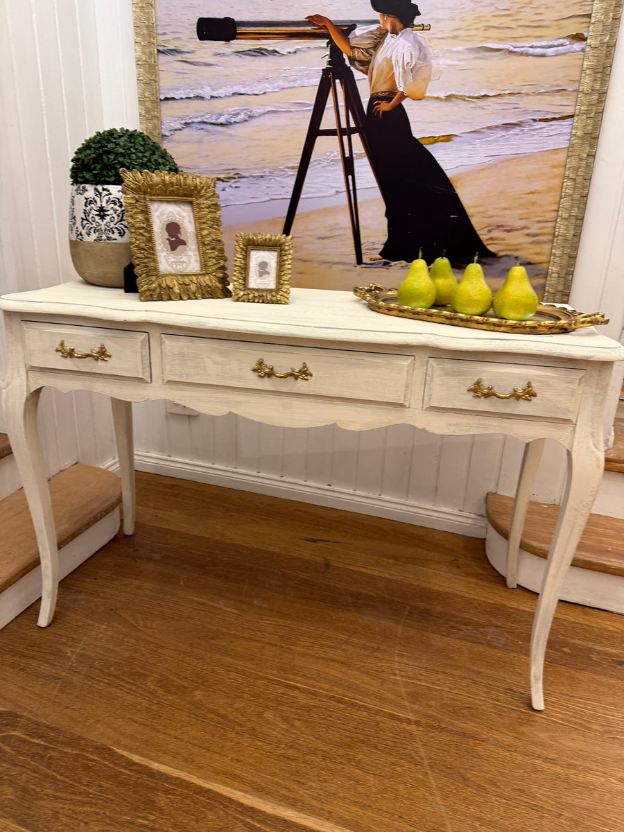 Vintage Queen Anne French Provincial Style Console Table