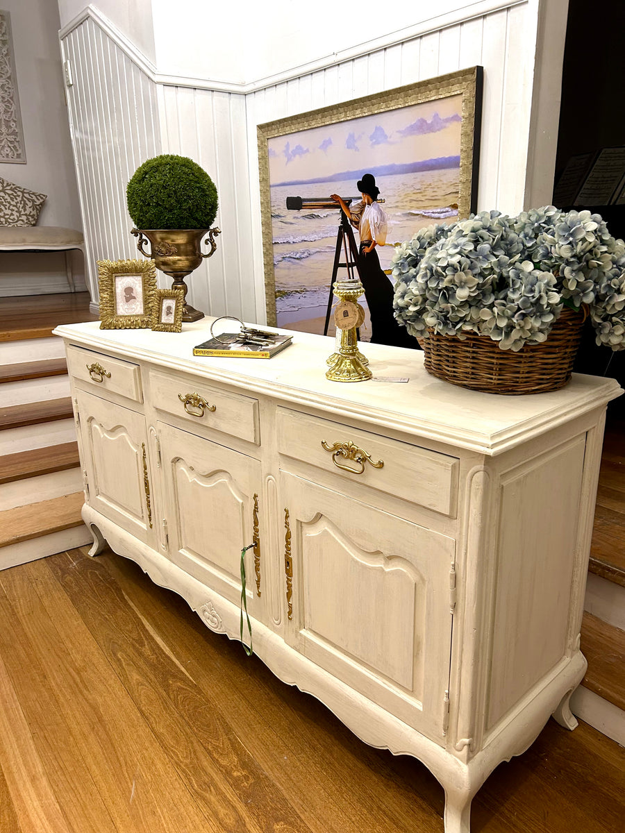 Sideboard/ Buffet
