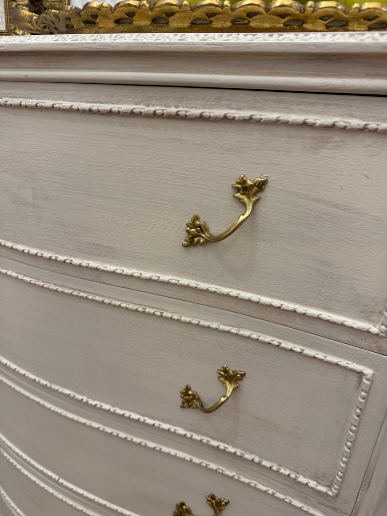 Vintage French Provincial Style Tallboy/Drawers