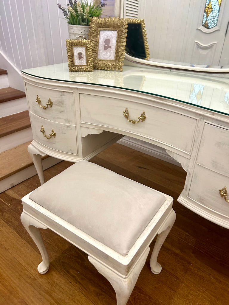 Vintage Queen Anne Dressing Table and Stool