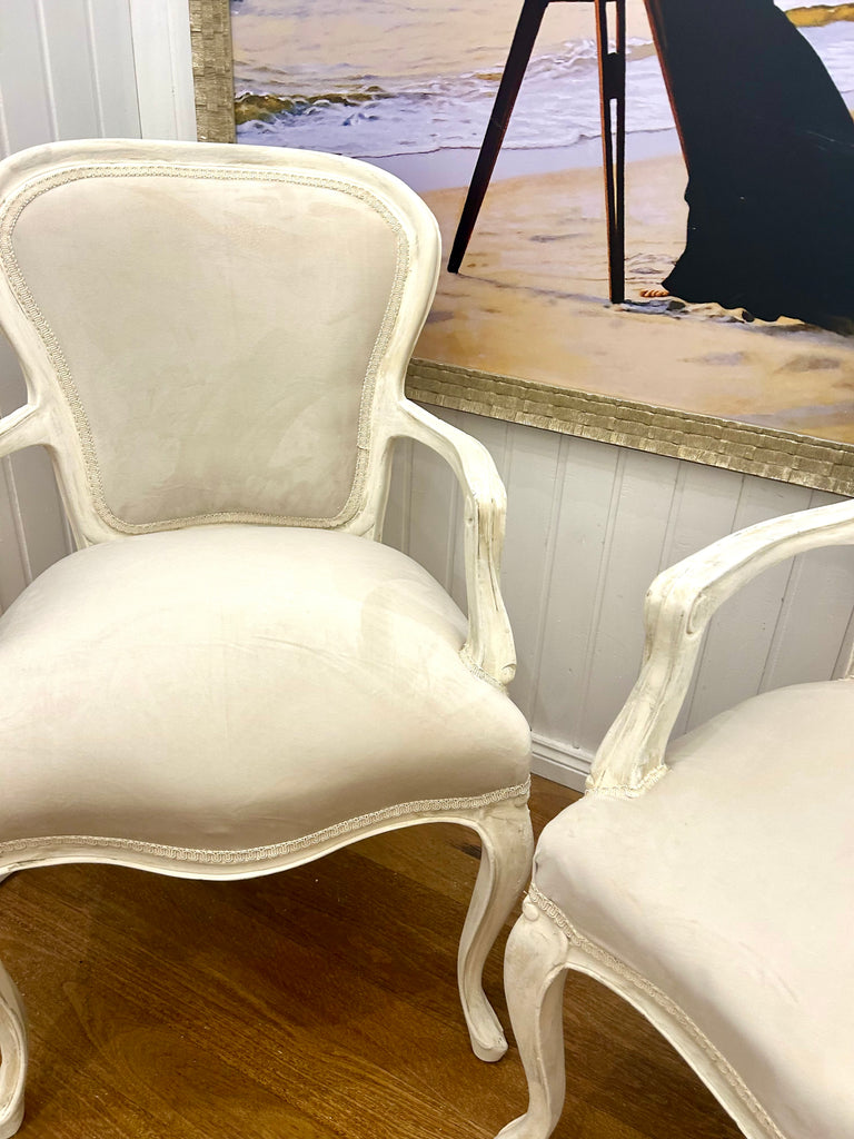2 x Queen Anne French Provincial Style Armchairs