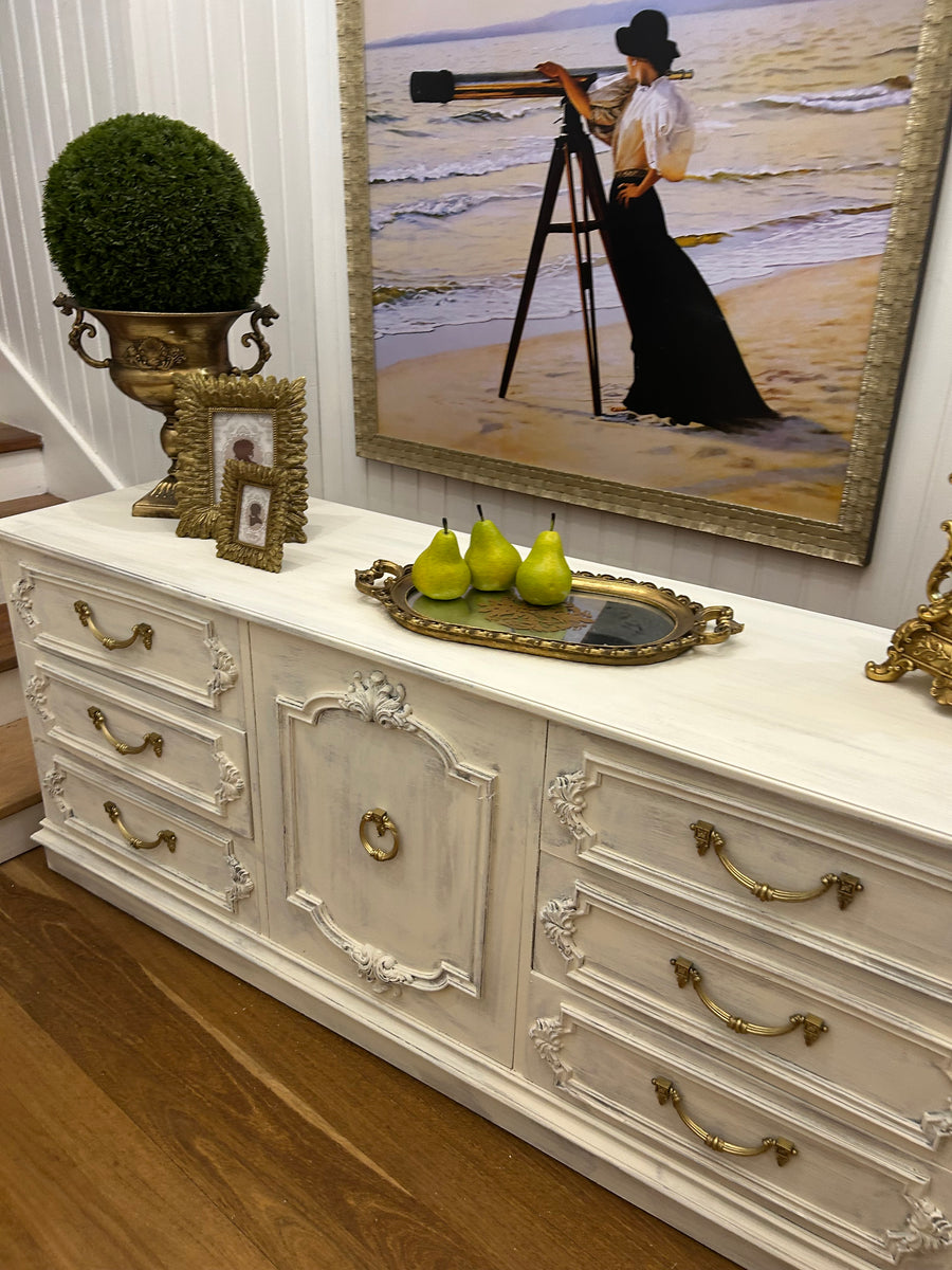 Vintage Dresser/ TV unit