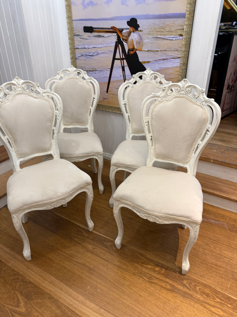 4 x Vintage Queen Anne French Provincial Dining Chairs