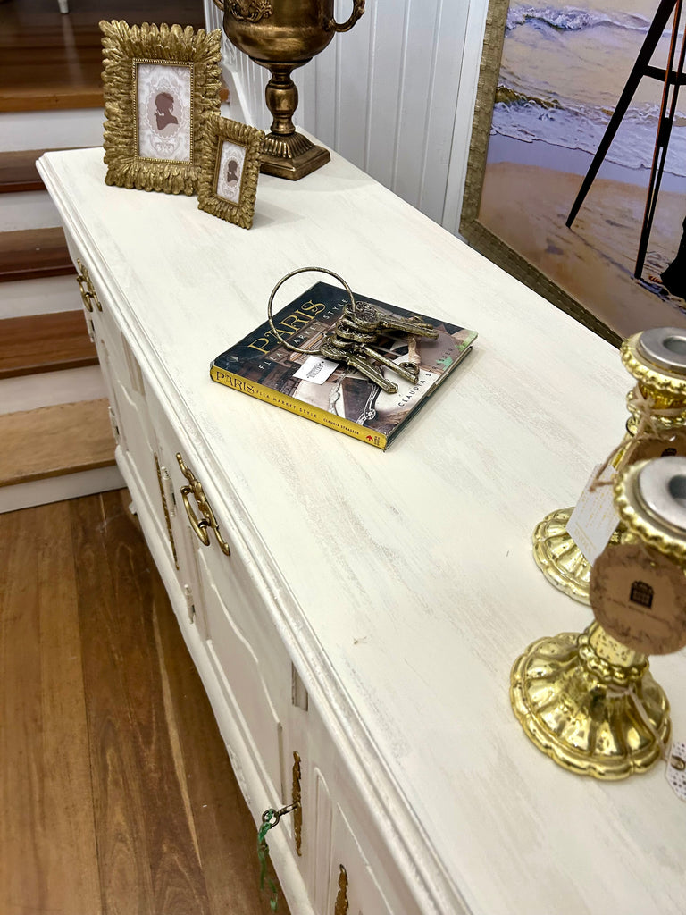 Sideboard/ Buffet