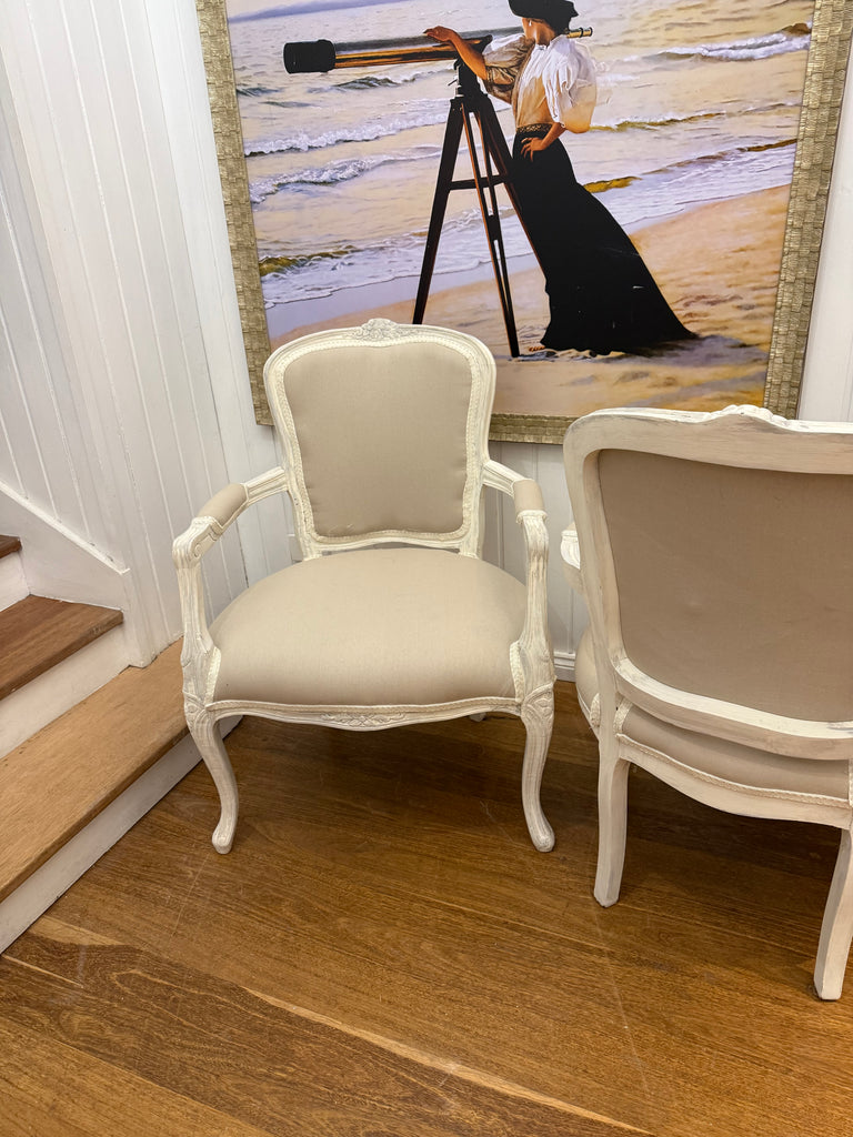 2 x Vintage Queen Anne French Provincial Style Armchairs