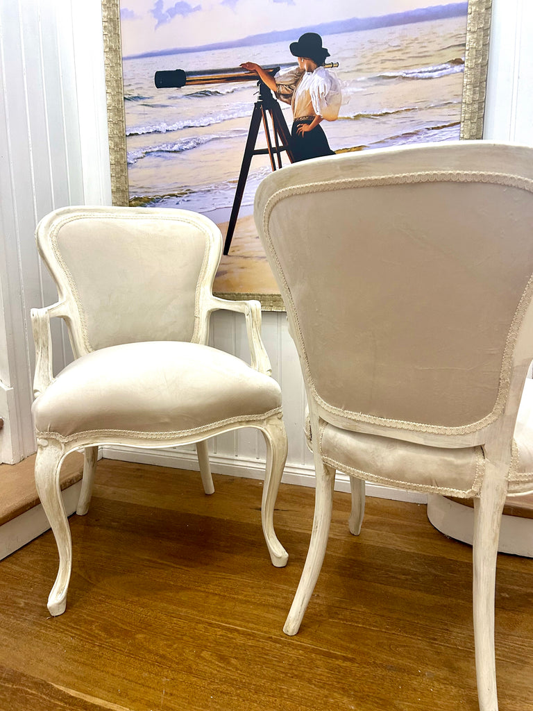 2 x Queen Anne French Provincial Style Armchairs