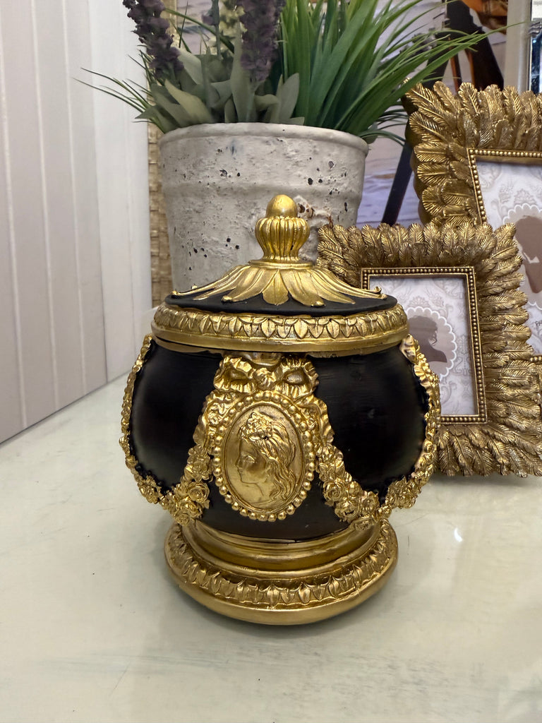 Elegant Black and Gold Pot