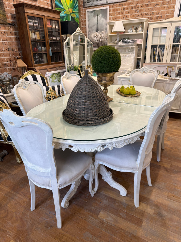 Vintage French Provincial Style 6 - 8 Seater Dining Table and 6 Chairs