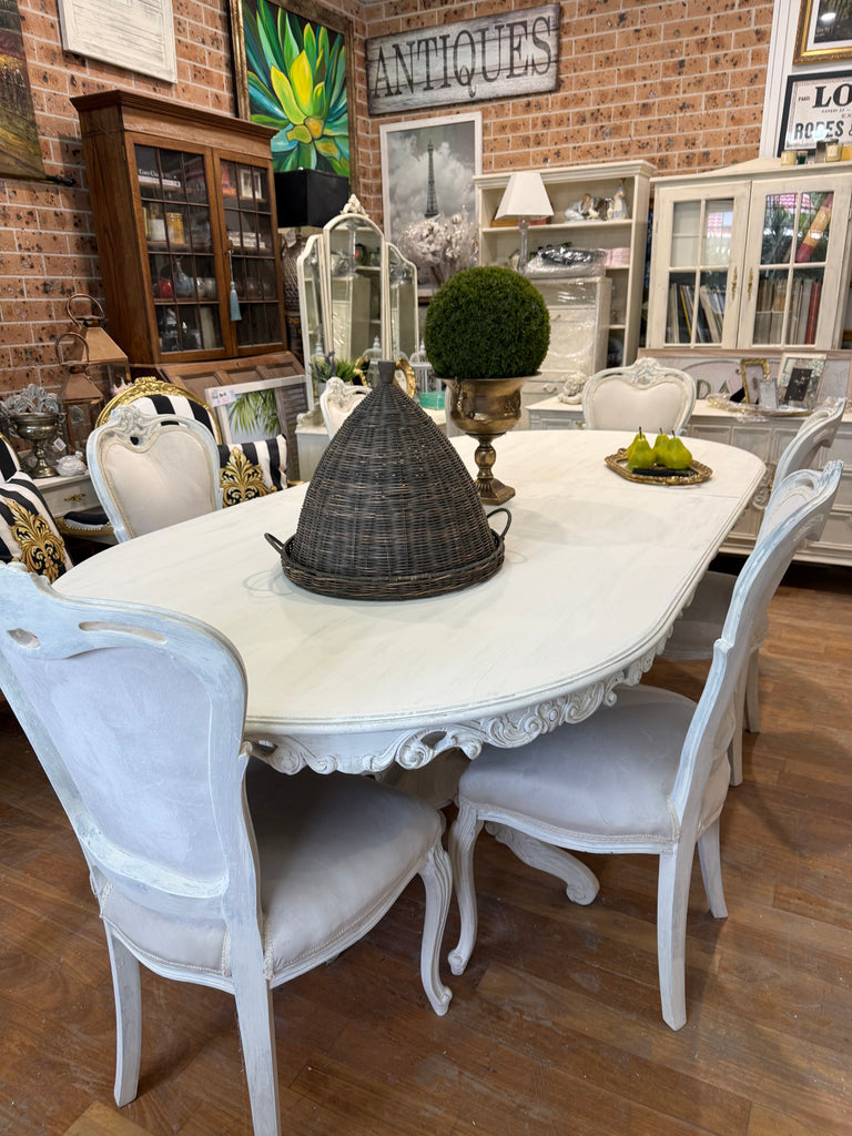 Vintage French Provincial Style 6 - 8 Seater Dining Table and 6 Chairs