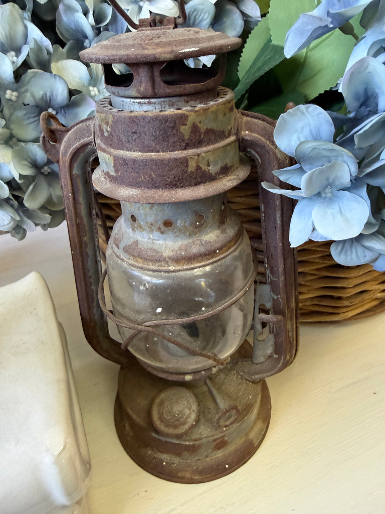 Small The Big Wheel Brand Oil Lamp