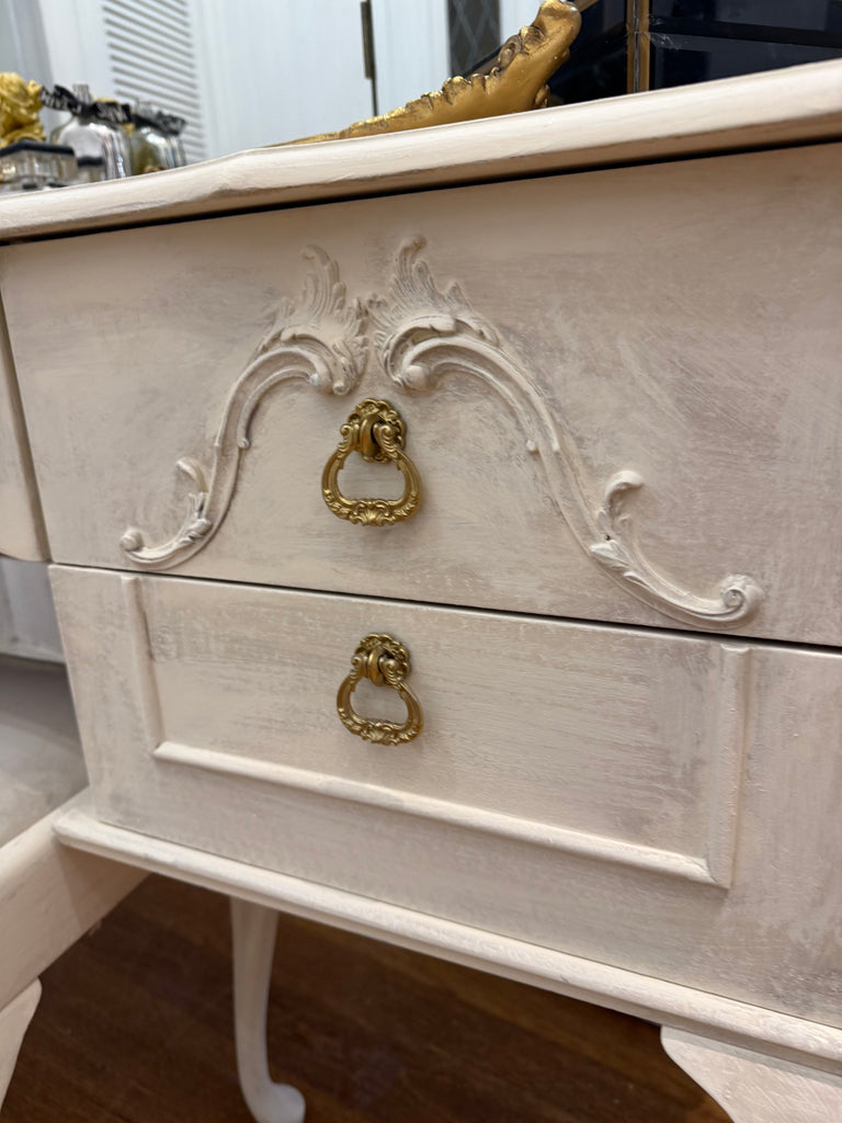Vintage Queen Anne French Provincial Style Dressing Table and Stool