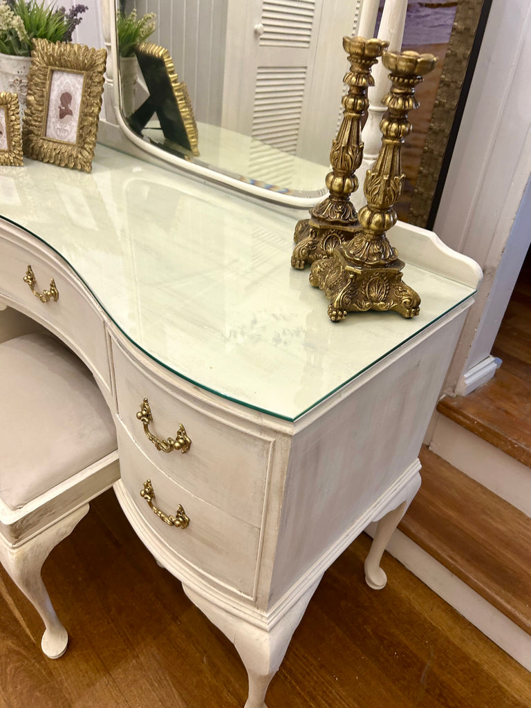 Vintage Queen Anne Dressing Table and Stool