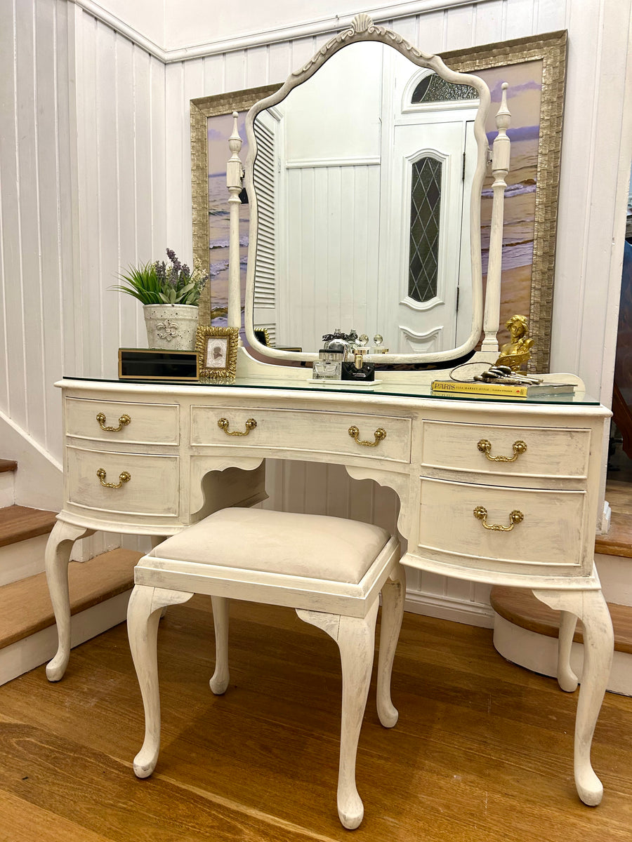 Vintage Queen Anne Dressing Table and Stool