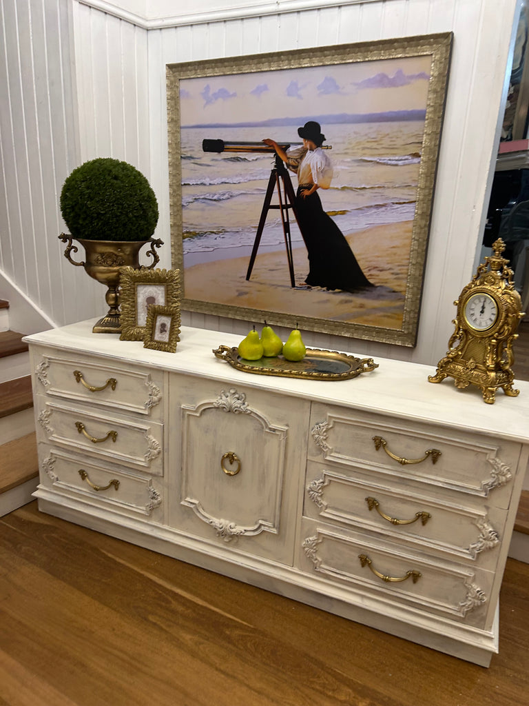 Vintage Dresser/ TV unit