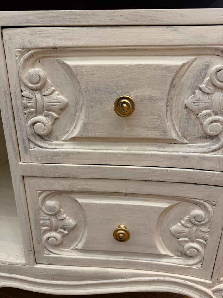 French Provincial Style Dresser/ Sideboard