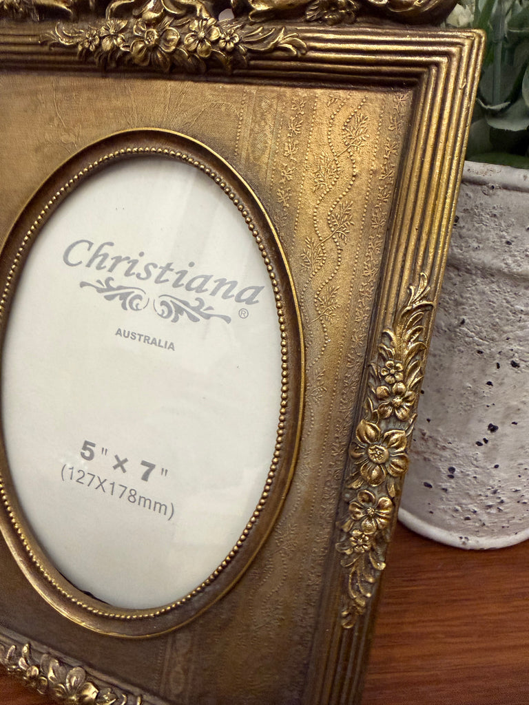 Antique Gold with Oval Face Frame