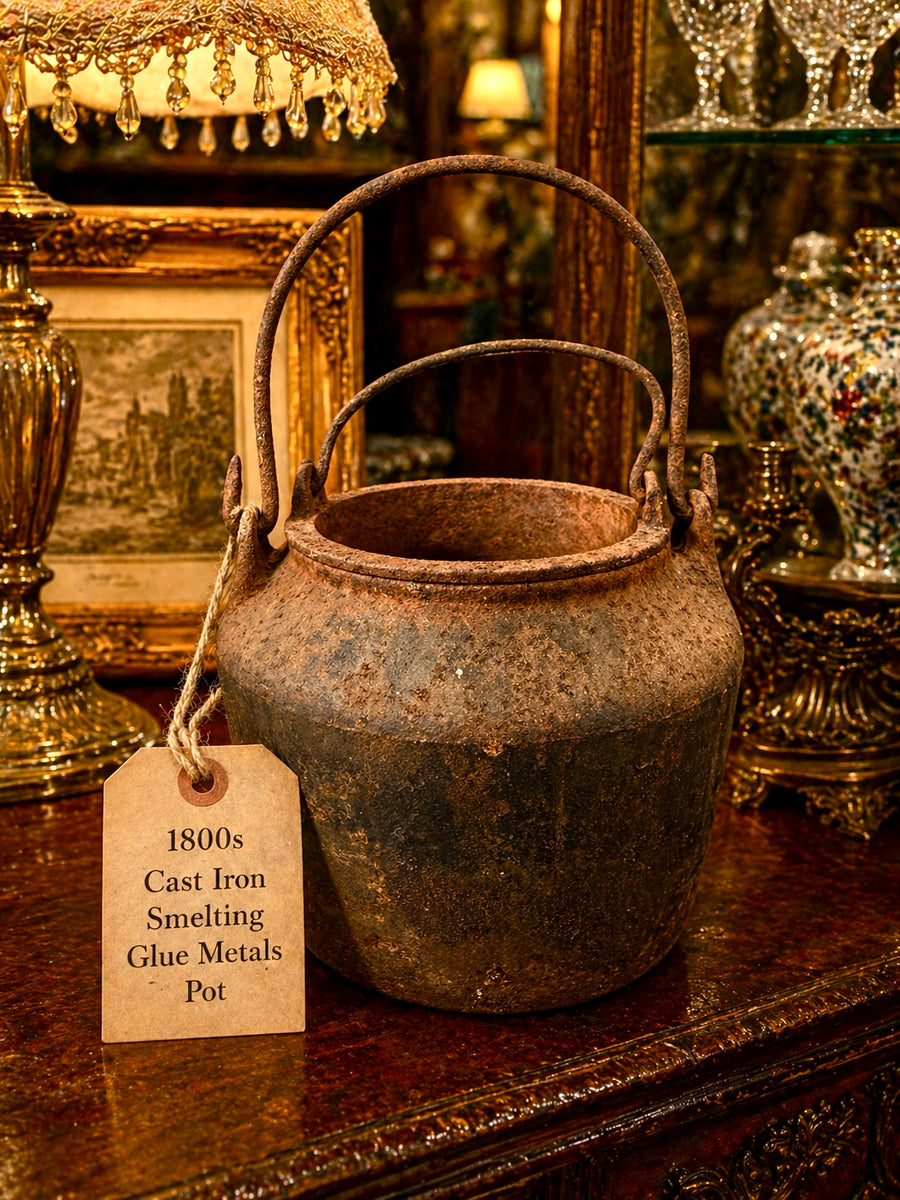 1800s Cast Iron Smelting Pot