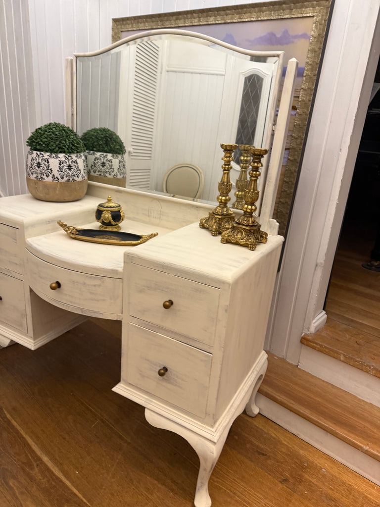 Antique French Provincial Style Dresser