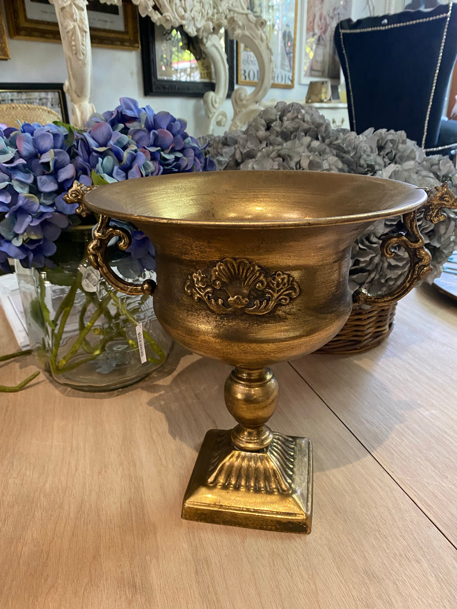 Vintage Look Urn