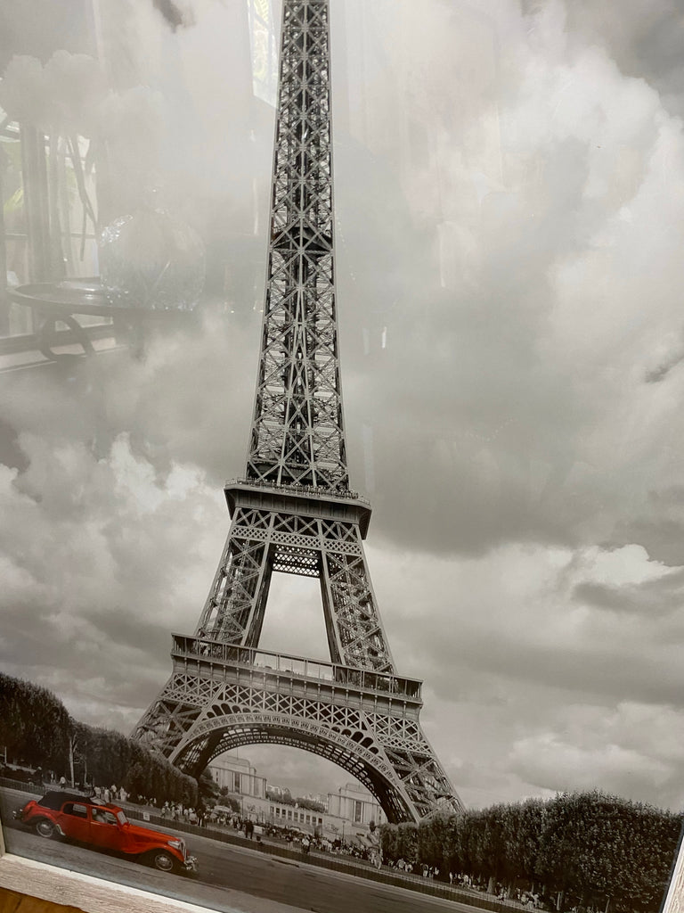 Eiffel Tower Red Car