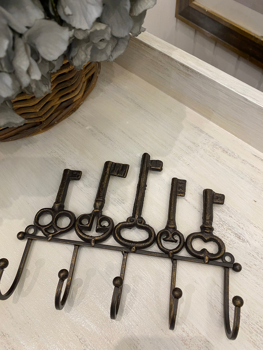 Antique Look Metal Key Holder