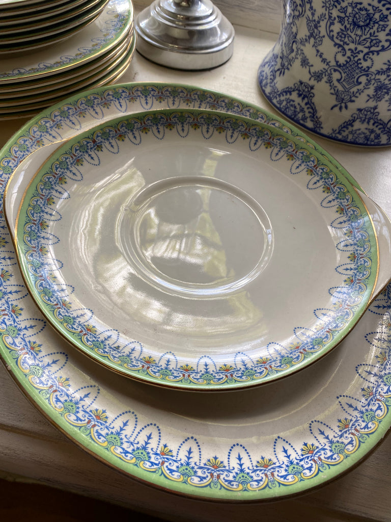 1920s Royal Doulton Princess D5846 Dinner Set