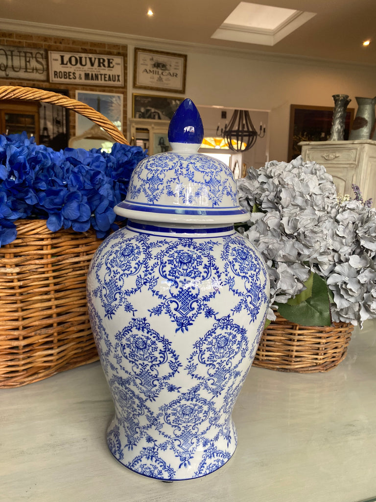 Large blue and white ginger jar – La Petite Maison Francaise