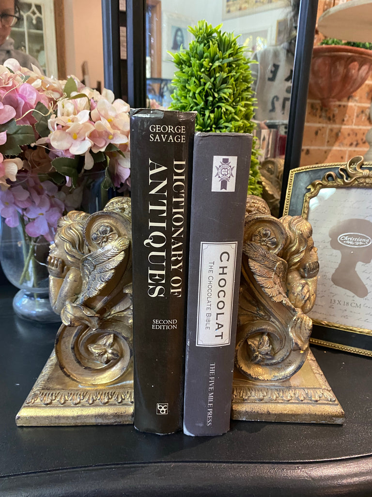 Cherub Bookends