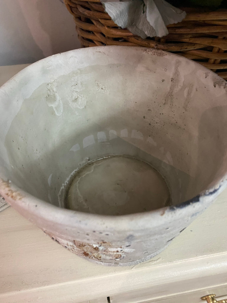 White Rustic Stone look Pot