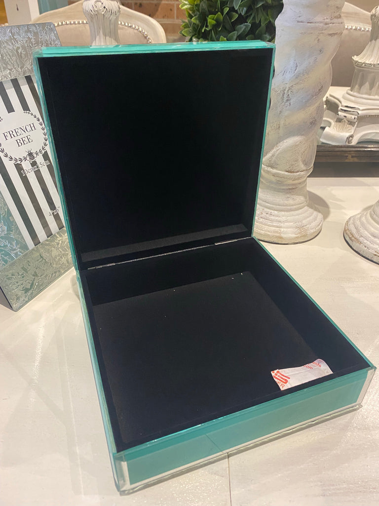 Eiffel Tower Jewellery Box